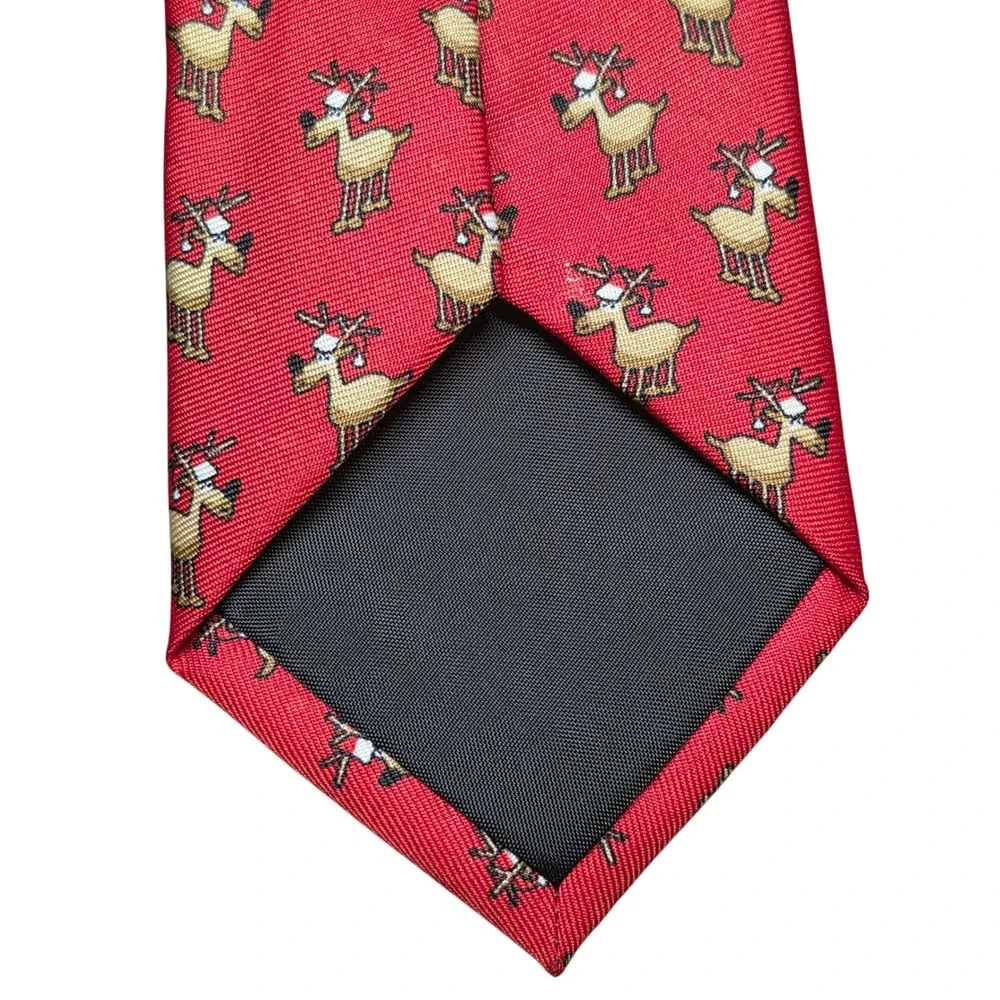 Wembley Skinny Necktie Red Reindeer Santa Hat Christmas Holiday Polyester‎
